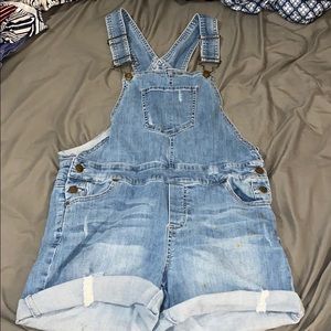 Overall shorts